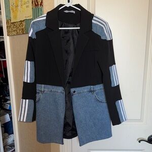 Stylish Black and Blue Blazer